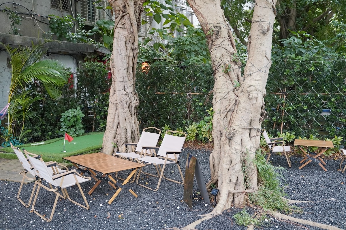 【松山機場咖啡廳推薦】富錦街唯一大庭院咖啡館 民生社區下午茶 lavi cafe 安居咖啡