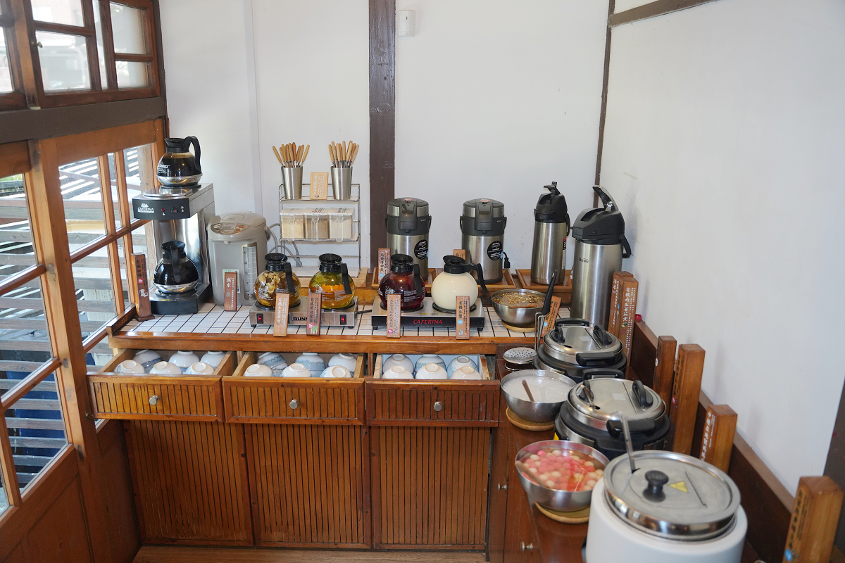 【蕃薯藤TINA廚房中壢壢景町店】半自助式健康豐盛餐 有機蔬果穀物沙拉吧+主廚家常燉菜吃到飽