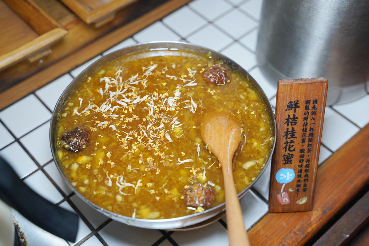 【蕃薯藤TINA廚房中壢壢景町店】半自助式健康豐盛餐 有機蔬果穀物沙拉吧+主廚家常燉菜吃到飽