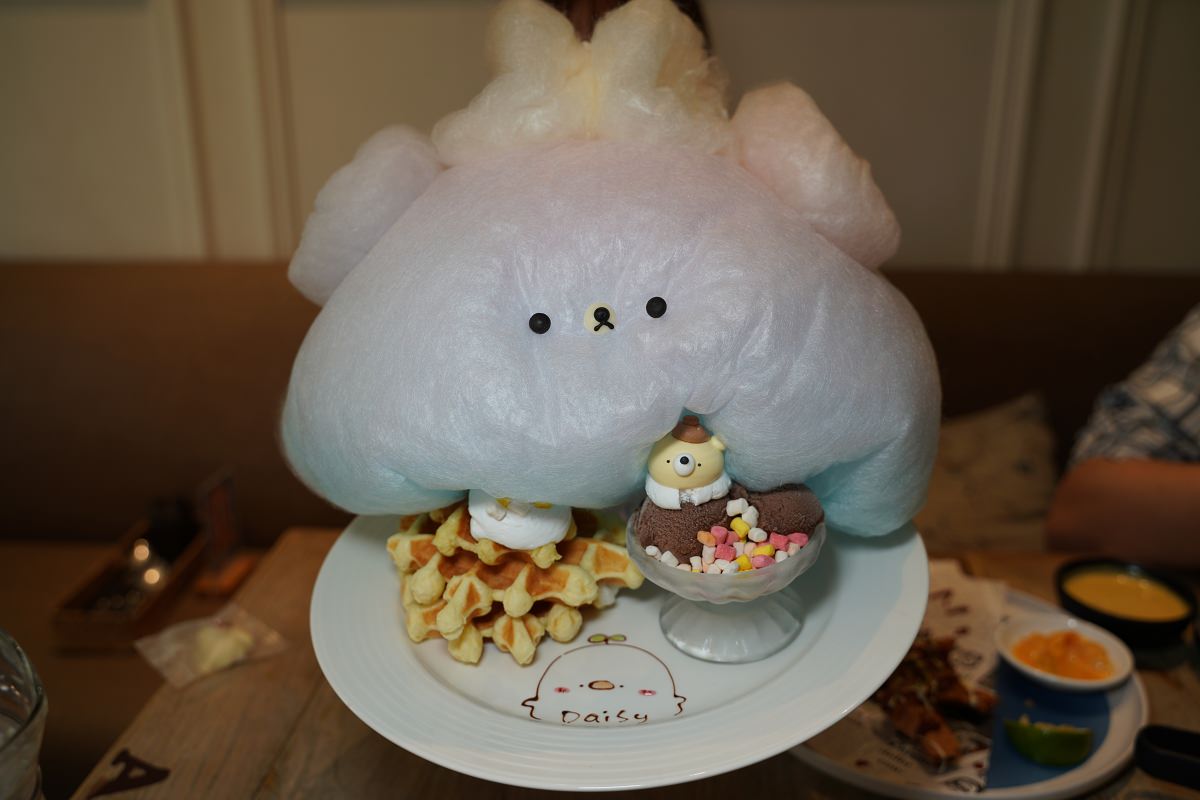 【台中南屯聚餐餐廳推薦】台中森林系網美餐廳 可愛必點熱氣球棉花糖鬆餅塔 雛菊見台中南屯店