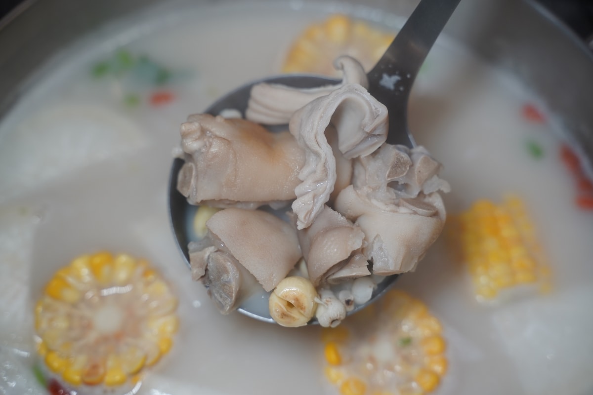 【松山火鍋推薦】招牌胡椒豬肚雞鍋免費無限加湯 饒河觀光夜市聚餐好選擇 蘇記嘀兜雞松山八德店