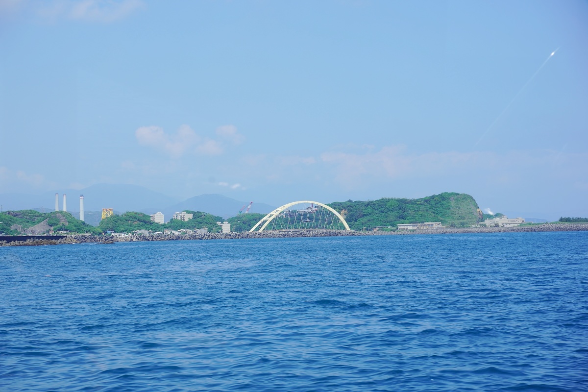 【基隆嶼登島行程推薦】基隆嶼三合一遊程：平面環海步道+燈塔步道+繞島 晉龍號觀光海釣遊艇船隊