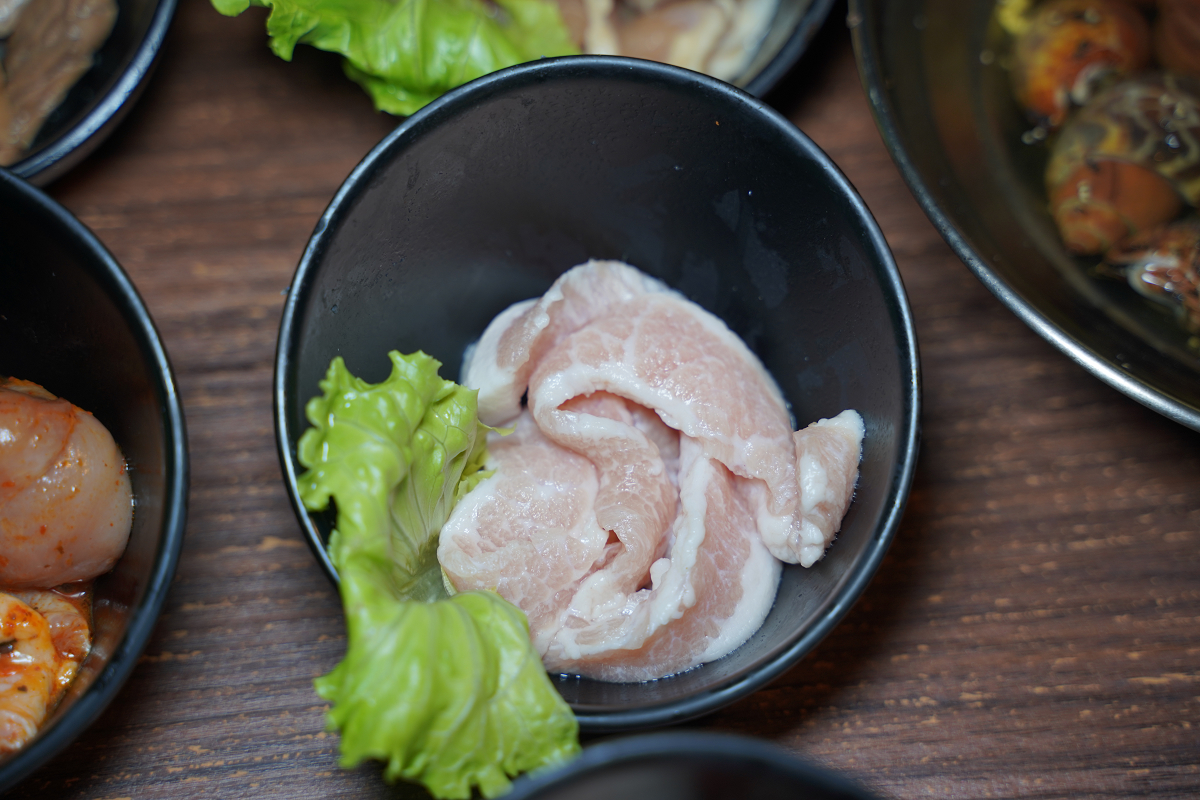 【一燒十味昭和園林口店】林口吃到飽餐廳推薦 日式炭火燒肉火烤兩吃 日式昭和懷舊包廂聚餐好選擇