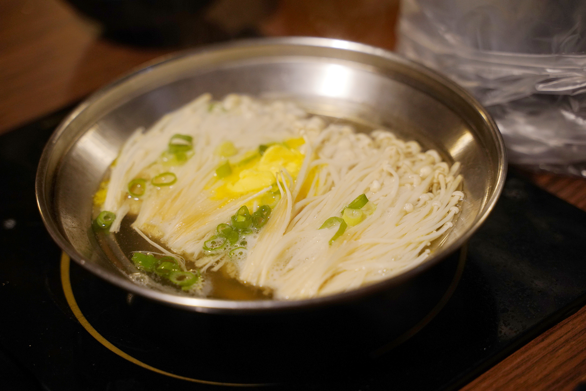 【一燒十味昭和園林口店】林口吃到飽餐廳推薦 日式炭火燒肉火烤兩吃 日式昭和懷舊包廂聚餐好選擇