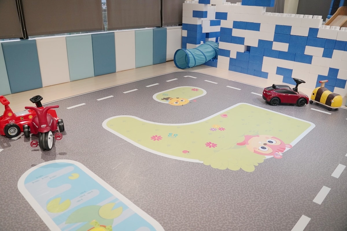 【台中親子汽車旅館推薦】全台首家擁有親子遊戲室的高檔汽旅 1泊2食免費宵夜吃到飽 水雲端旗艦概念旅館 - 第21張圖 【台中親子汽車旅館推薦】全台首家擁有親子遊戲室的高檔汽旅 1泊2食免費宵夜吃到飽 水雲端旗艦概念旅館
