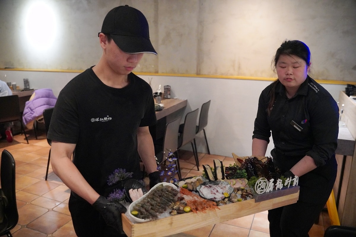 【竹北海鮮火鍋推薦】浮誇屠龍海陸套餐 日本A5和牛+活體波士頓龍蝦 深紅汕頭鍋物新竹竹北店