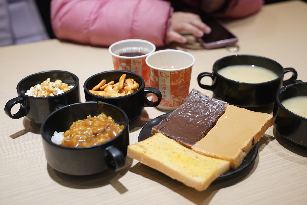 【小時厚牛排桃園中壢店】中壢牛排館推薦 平價高品質百分之百原肉 豐富自助吧無限量供應吃到飽