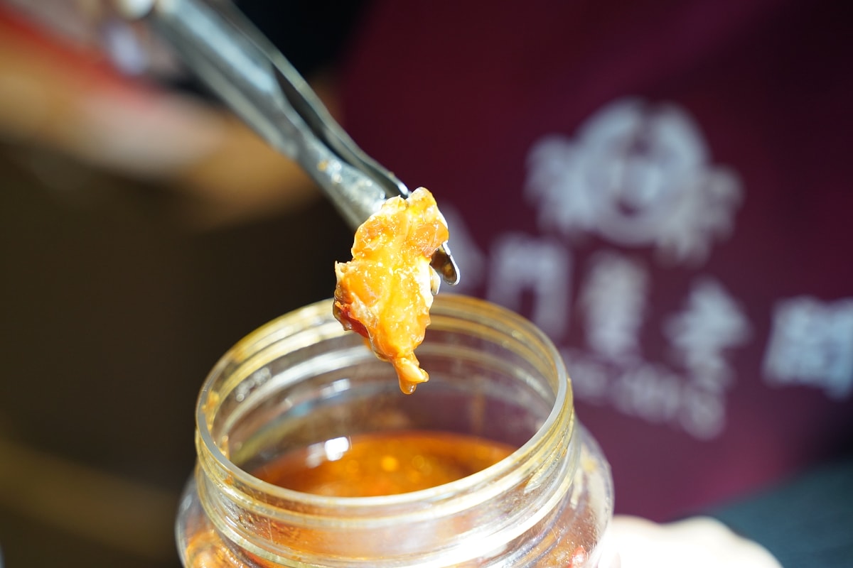 【桃園台茂購物中心】蛇麼都有美食匯 金門美食名產伴手禮通通有 金門蟹老闆閩式生醃蟹推薦必買