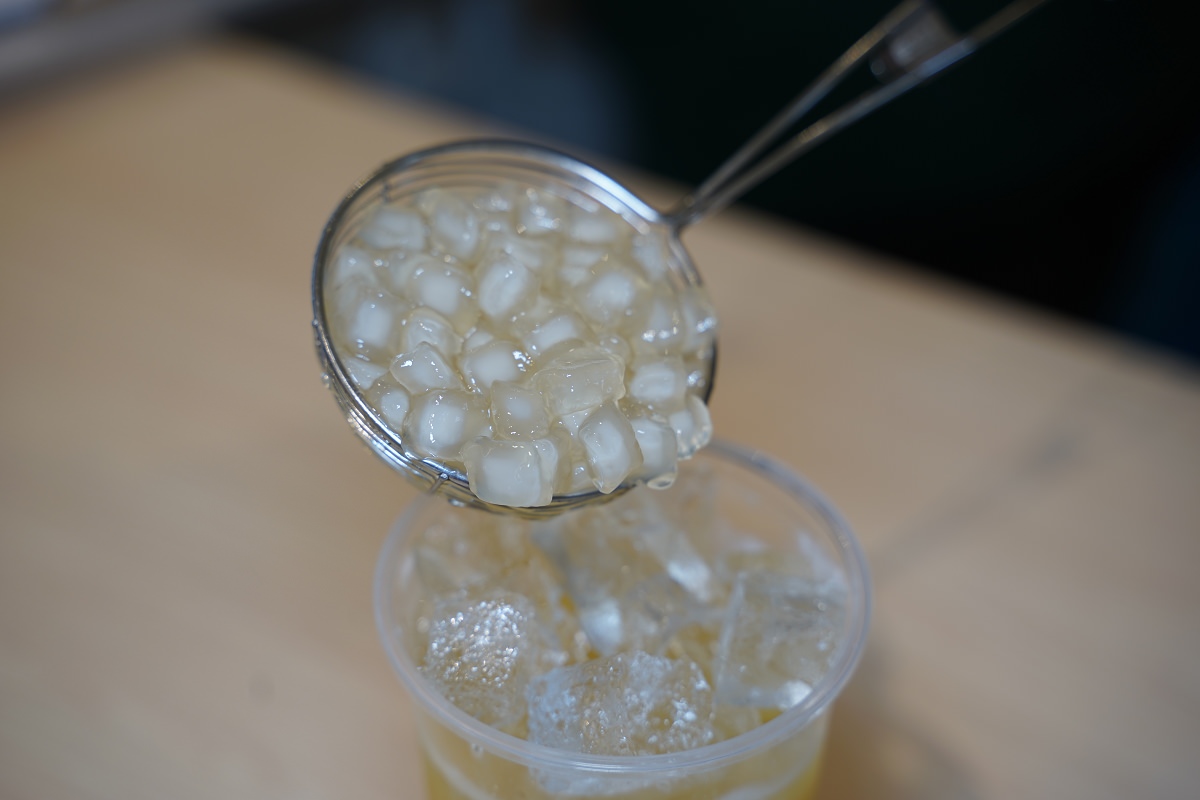 【新竹清大商圈手搖飲推薦】和式那堤專賣免費升級堅果燕麥奶 小米粉角都能加咀嚼控最愛 沐堤 MIUTII 那堤調製所