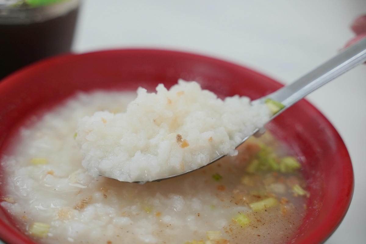 【阿秋鹹粥】桃園24小時營業小吃店 美味必點炸排骨飯/炸三層燒肉 美食外送平台合作店家
