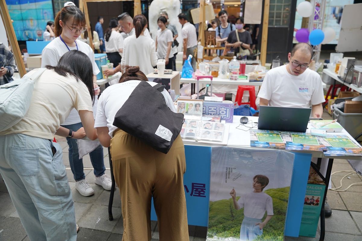 【週末 Chill 釜山】釜山獨家見面禮免費天天送 精彩韓國 K-POP 舞蹈表演 釜山特色美食吃飽飽