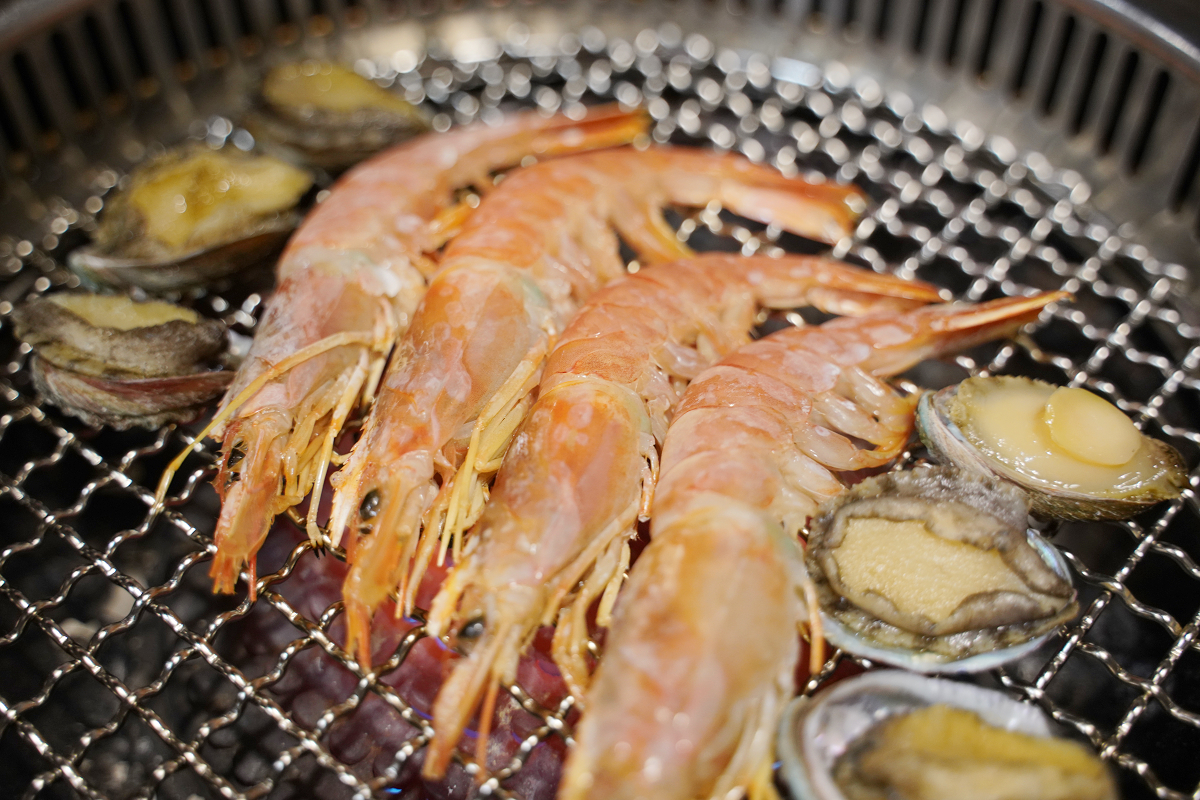 【三柒燒肉專門店桃園中華店】桃園火車站日式燒肉吃到飽 豐富自助吧無限量供應 每人658元起