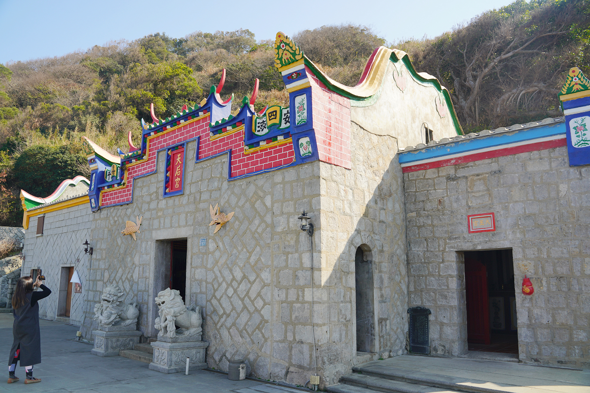 【芹壁境天后宮】馬祖北竿免費景點推薦 馬祖地中海芹壁聚落 芹壁守護神鐵甲元帥廟 - 第12張圖 【芹壁境天后宮】馬祖北竿免費景點推薦 馬祖地中海芹壁聚落 芹壁守護神鐵甲元帥廟