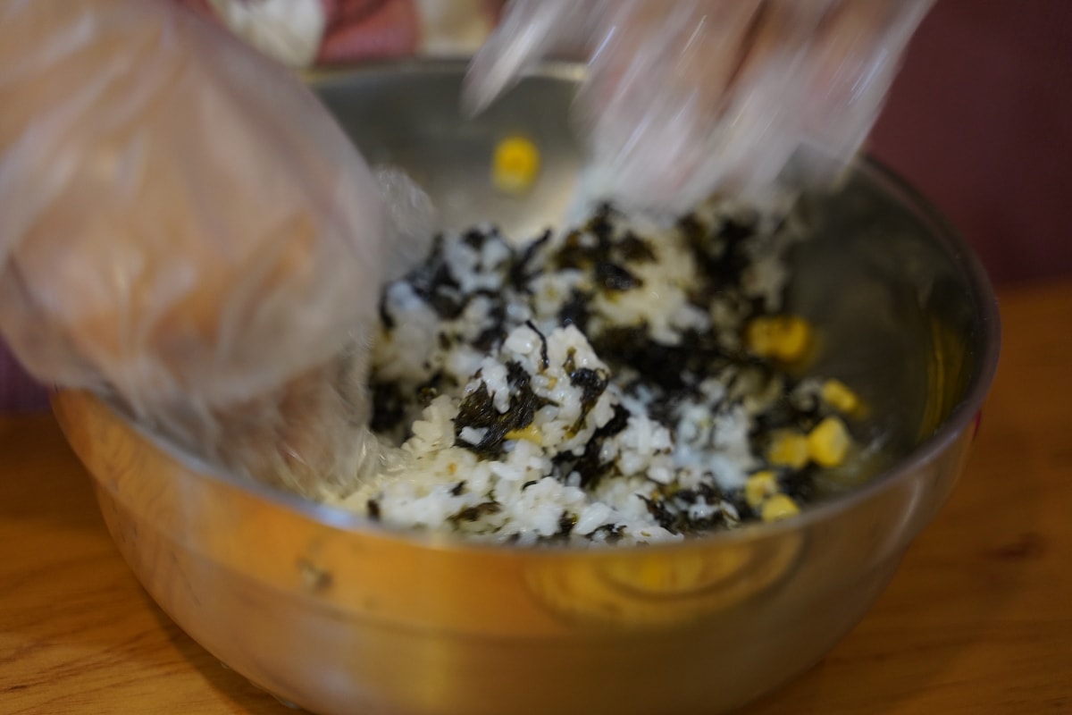 【中原商圈韓式料理推薦】獨家韓國醬料湯頭 白飯麥茶咖啡小菜無限享用 SU DAK 大口韓食