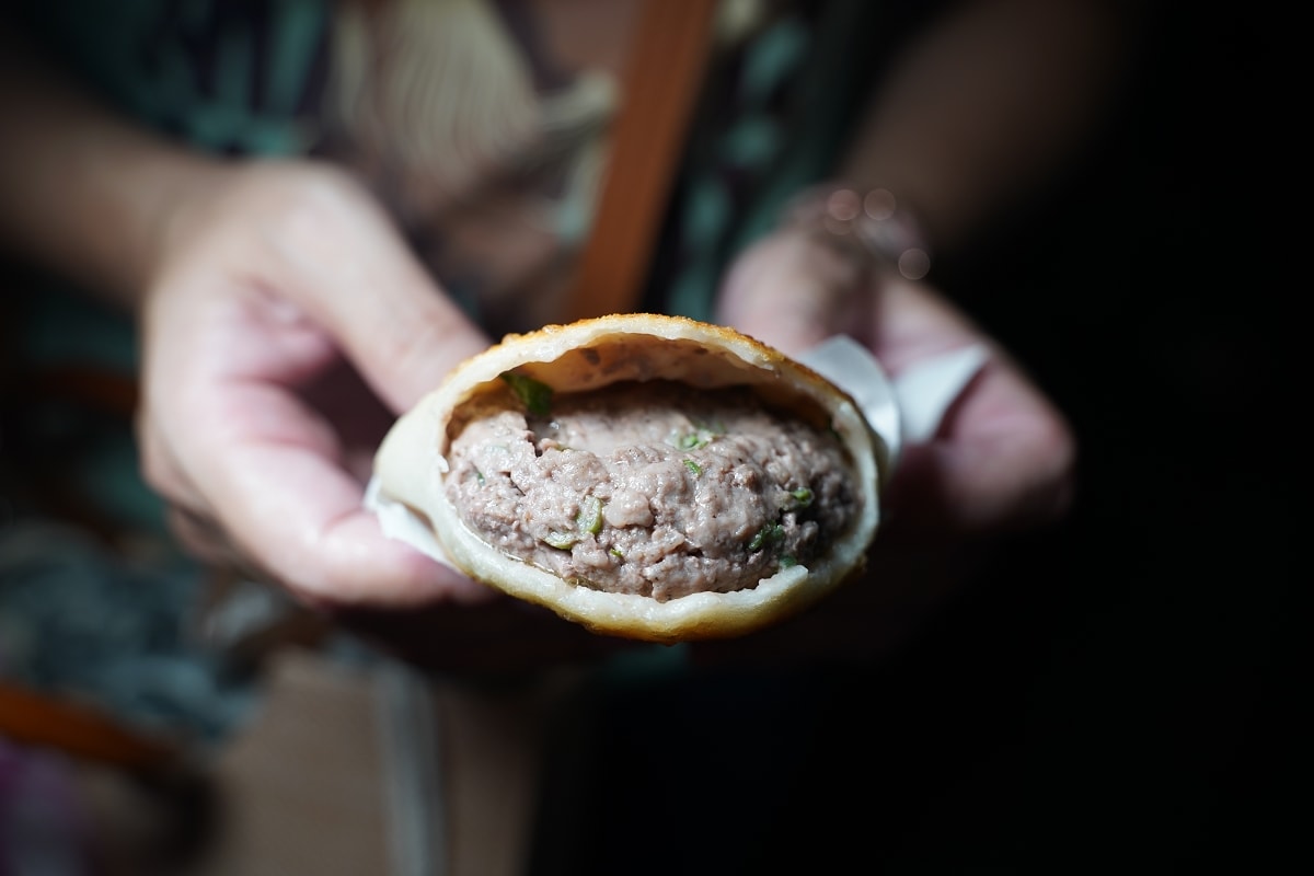 【中壢超人氣排隊美食推薦】中壢必吃爆汁餡餅 中壢夜市必吃美食小吃 日寶蔥油餅 - 第7張圖 【中壢超人氣排隊美食推薦】中壢必吃爆汁餡餅 中壢夜市必吃美食小吃 日寶蔥油餅