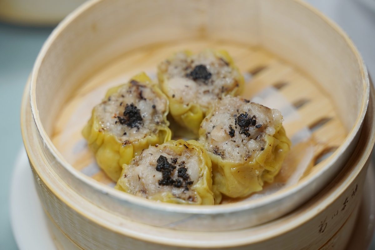 【台北建成圓環美食推薦】台北老字號港式料理餐廳 美味必點蘿蔔絲酥餅/蜜汁叉燒酥 御珍軒港式飲茶