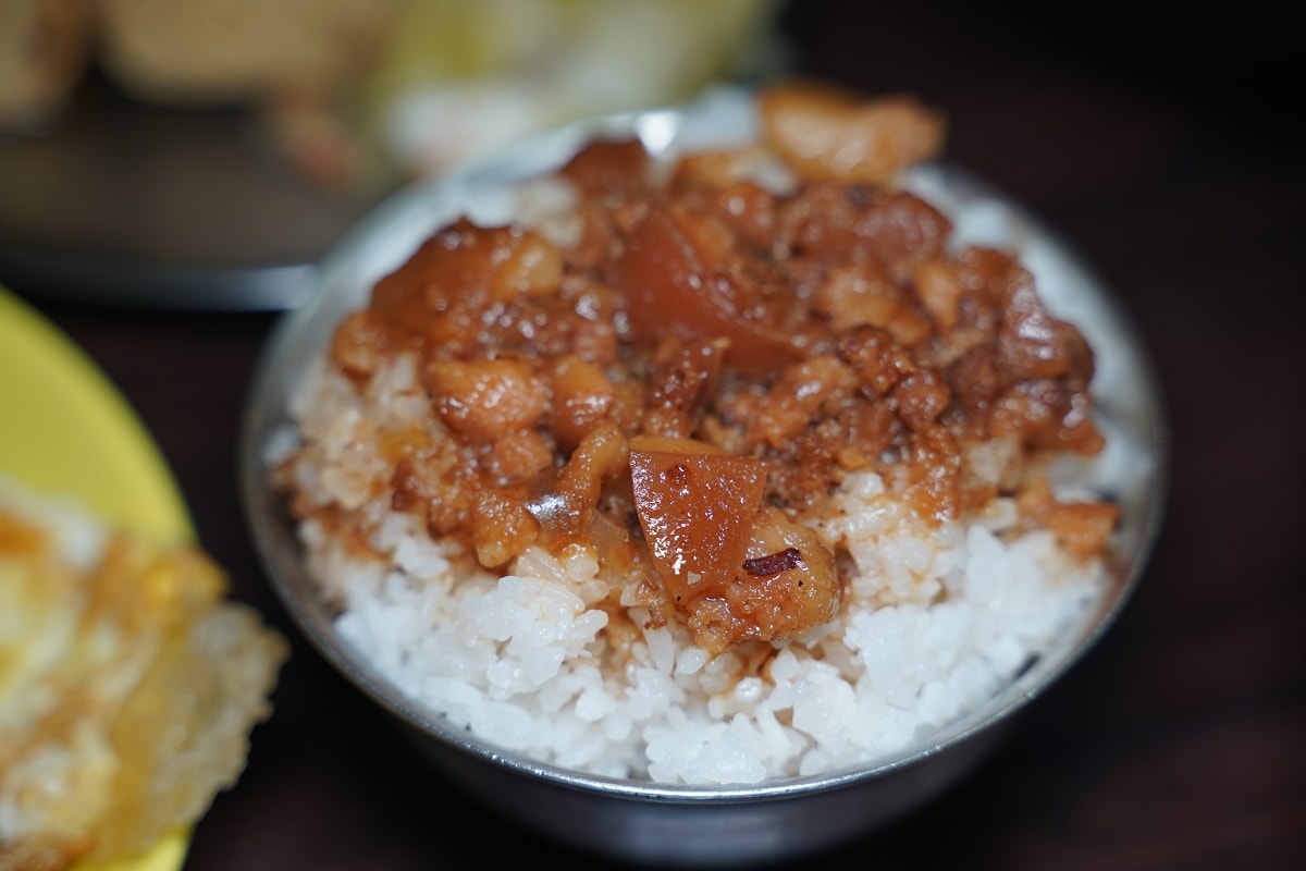 【饒河街觀光夜市小吃推薦】美味必點藥燉排骨/藥燉土虱/魯肉飯/蝦仁蚵仔煎 十全藥燉排骨 - 第10張圖 【饒河街觀光夜市小吃推薦】美味必點藥燉排骨/藥燉土虱/魯肉飯/蝦仁蚵仔煎 十全藥燉排骨