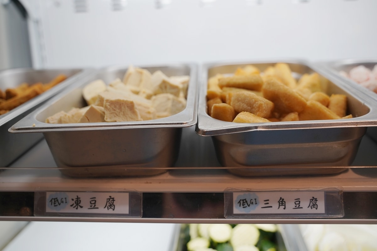 【蒙古勾勾】三峽最強吃到飽！最低599元起 吃得到鱘龍魚/魚翅冬瓜/金滑菇特色菜品蒙古火鍋