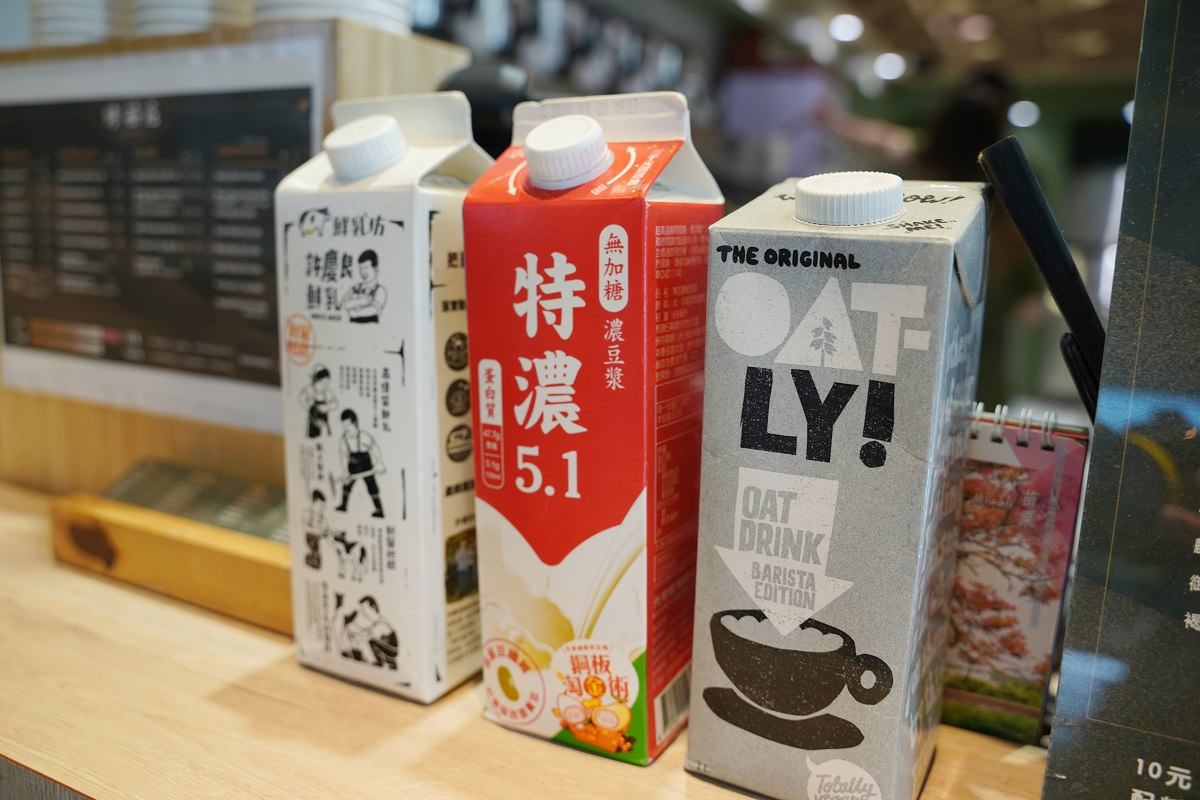 【西門町手搖飲料店推薦】超狂抹茶每杯現場手刷 抹茶界的天花板「奧綠宇治」全新滋味 侍茶匠西門總店 - 第4張圖 【西門町手搖飲料店推薦】超狂抹茶每杯現場手刷 抹茶界的天花板「奧綠宇治」全新滋味 侍茶匠西門總店