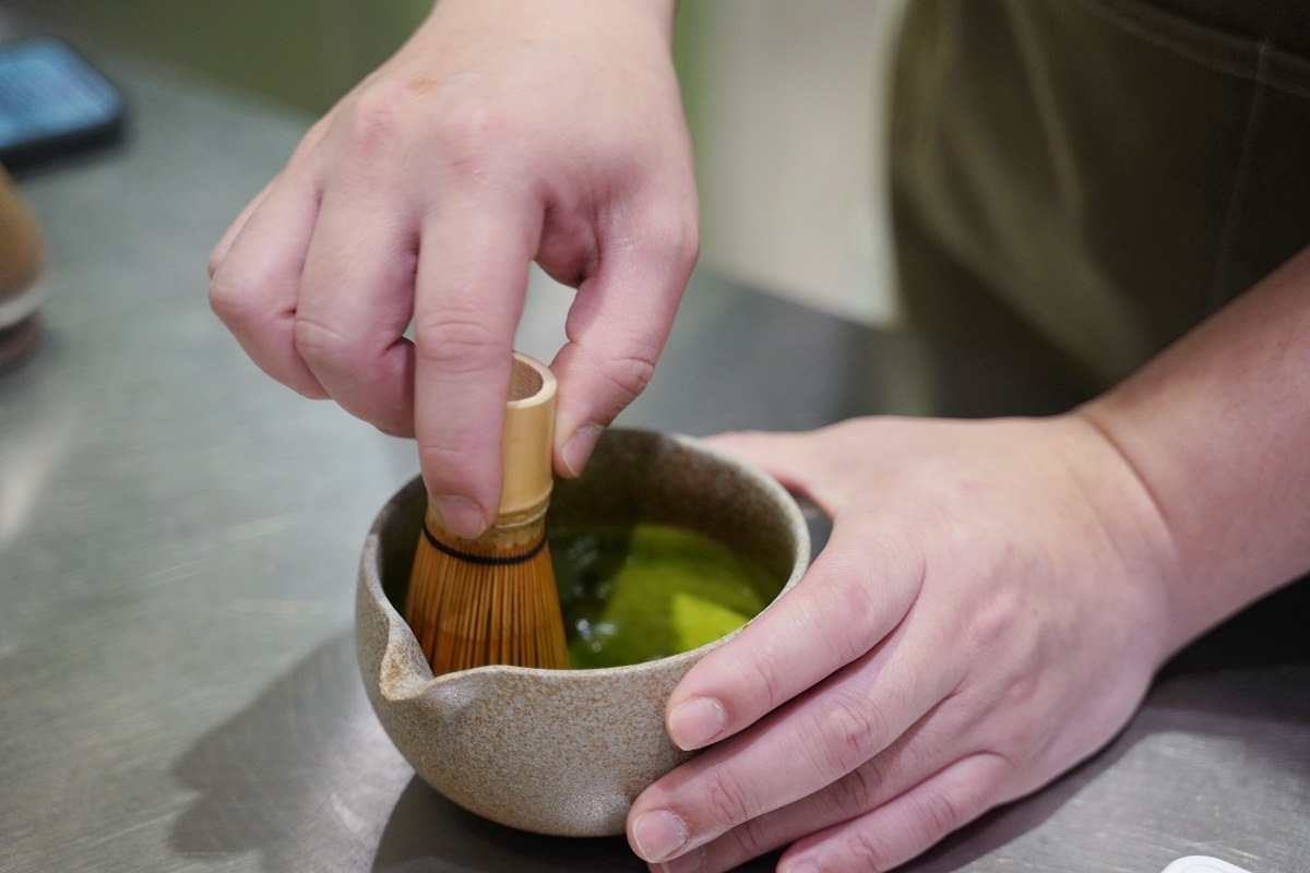 【西門町手搖飲料店推薦】超狂抹茶每杯現場手刷 抹茶界的天花板「奧綠宇治」全新滋味 侍茶匠西門總店 - 第11張圖 【西門町手搖飲料店推薦】超狂抹茶每杯現場手刷 抹茶界的天花板「奧綠宇治」全新滋味 侍茶匠西門總店