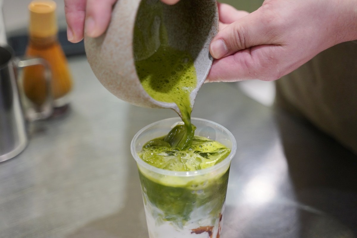 【西門町手搖飲料店推薦】超狂抹茶每杯現場手刷 抹茶界的天花板「奧綠宇治」全新滋味 侍茶匠西門總店 - 第16張圖 【西門町手搖飲料店推薦】超狂抹茶每杯現場手刷 抹茶界的天花板「奧綠宇治」全新滋味 侍茶匠西門總店