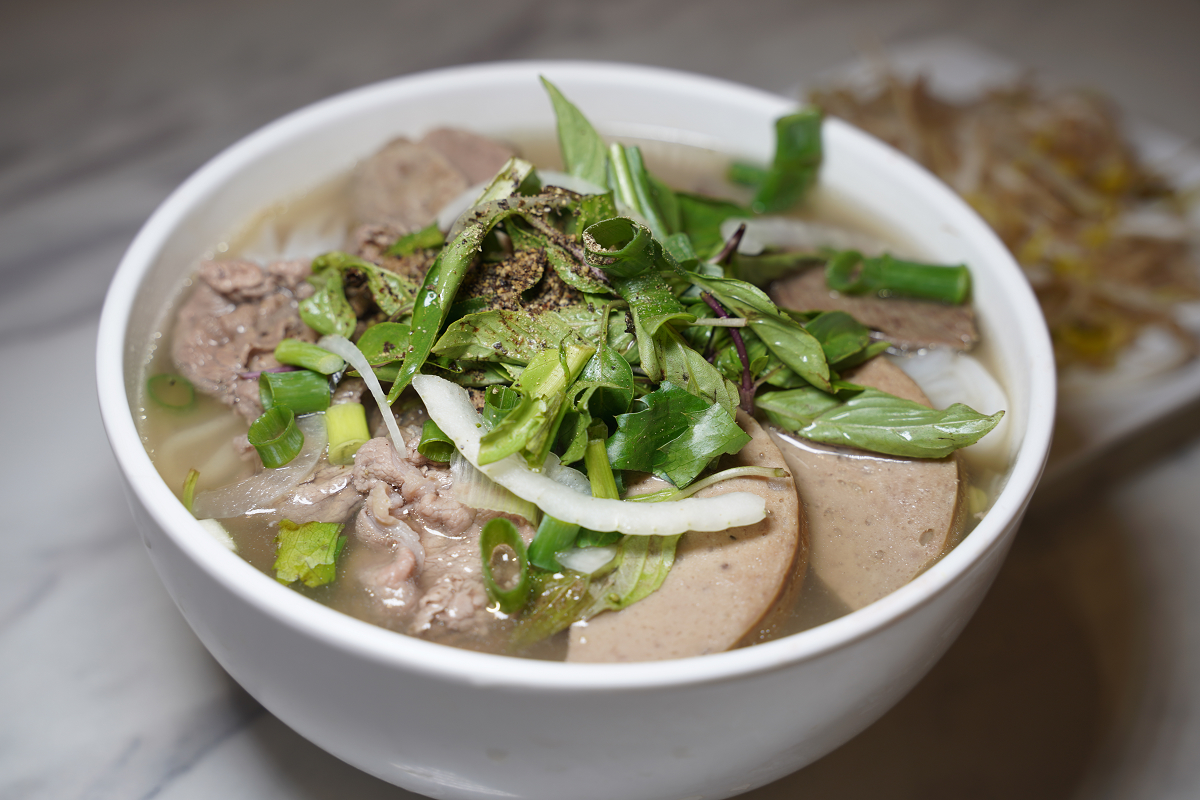 【黃龍北投越南傳統法國麵包】北投市場美食推薦 每日新鮮出爐越南法國麵包 重新開幕全新裝潢 - 第12張圖 【黃龍北投越南傳統法國麵包】北投市場美食推薦 每日新鮮出爐越南法國麵包 重新開幕全新裝潢