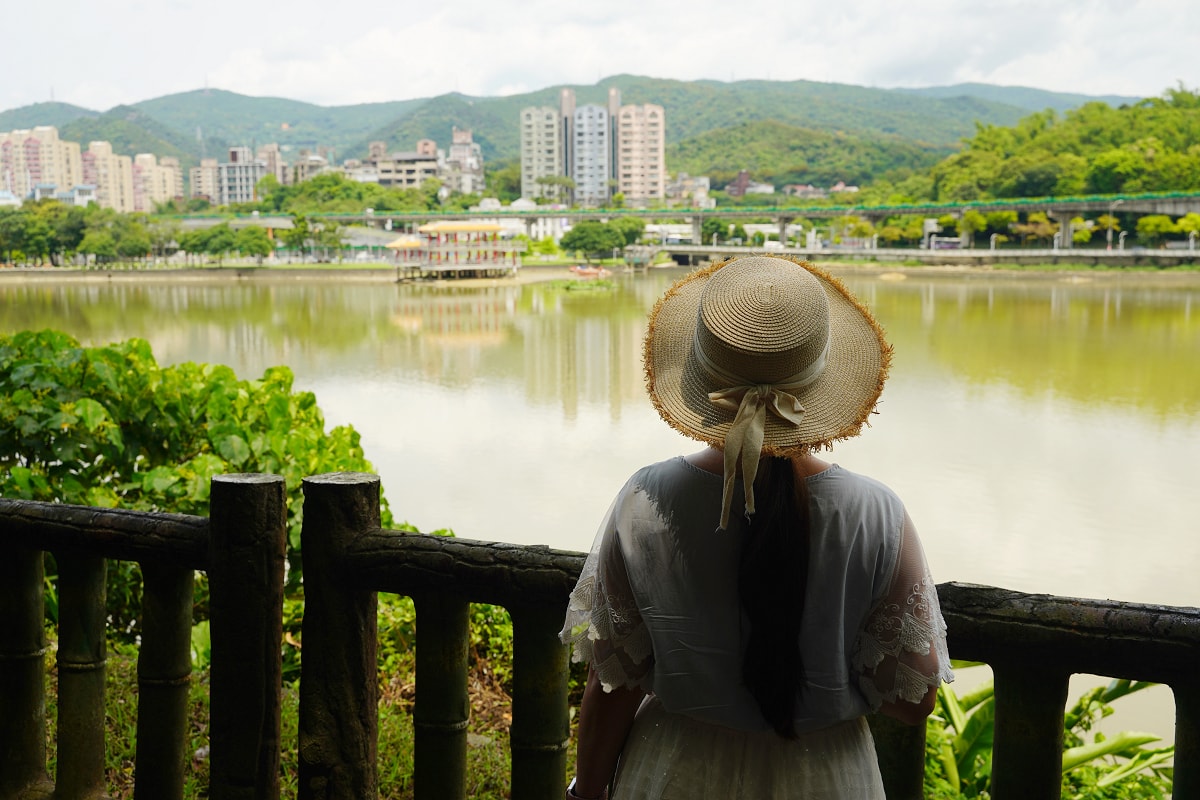 【大湖公園】台北內湖免費景點推薦 白鷺成群白鷺湖 中國園林式設計全球最美仙景美之橋