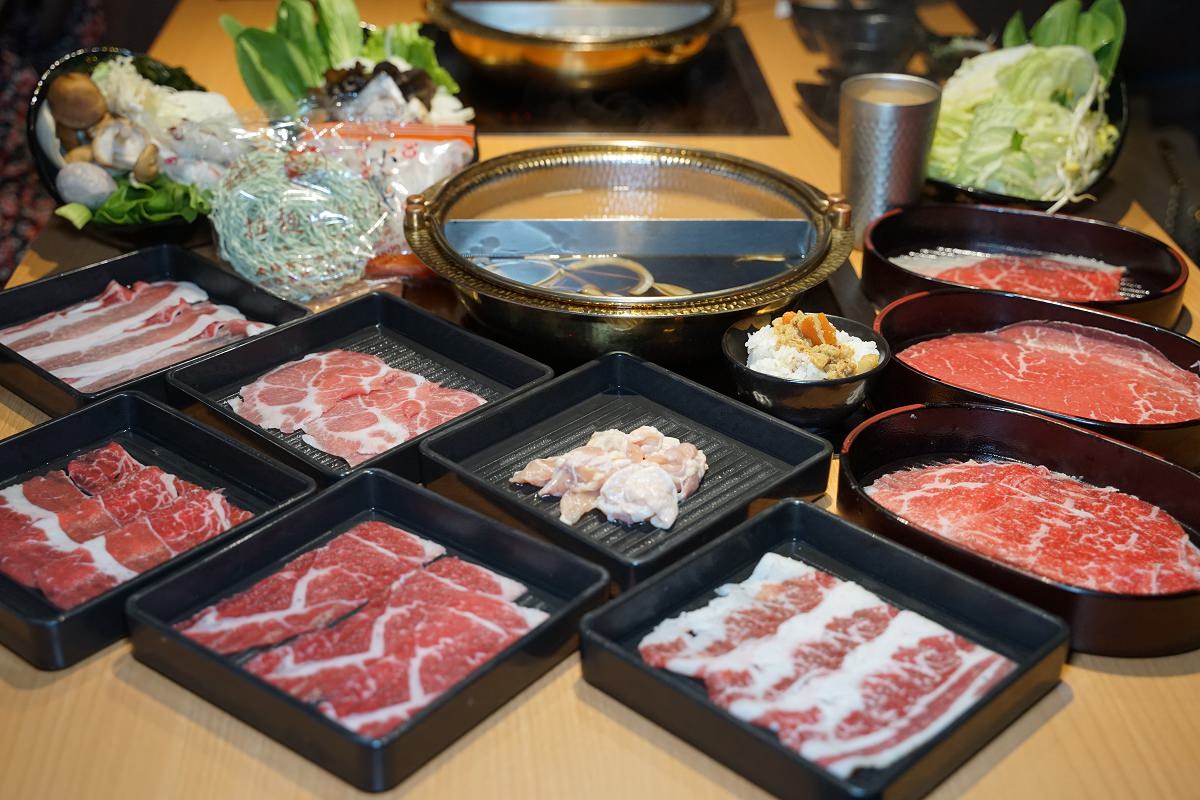 【桃園和牛火鍋吃到飽推薦】最低每人388元起肉品/蔬食自助吧無限量供應吃到飽 饗和牛放題鍋物桃園店