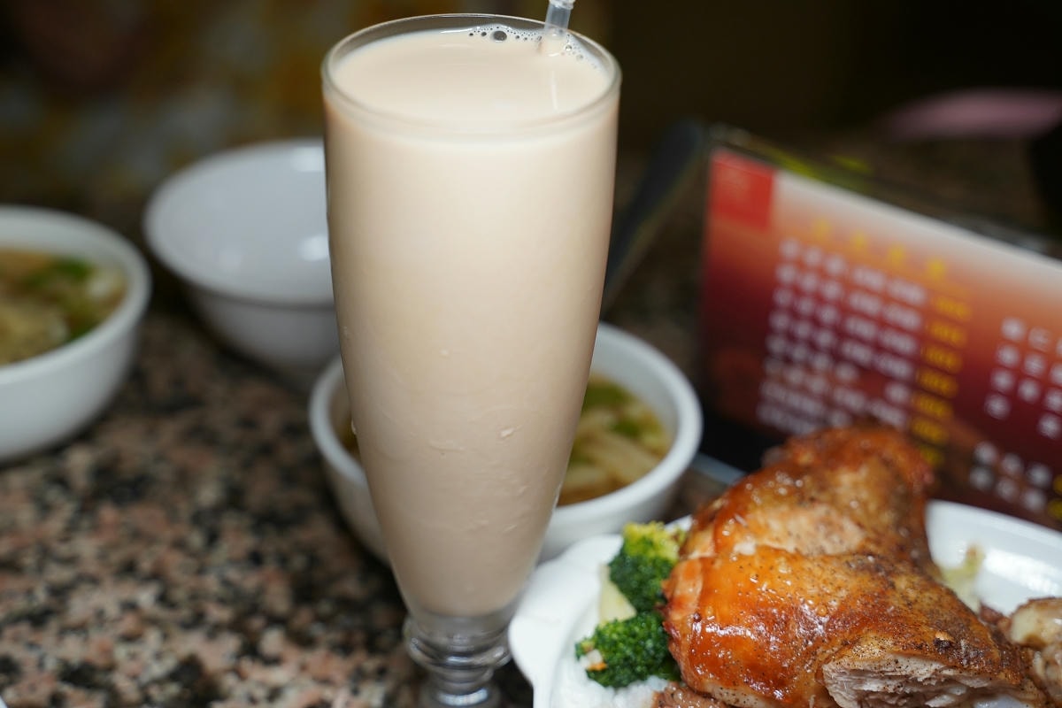 【台北東一排骨總店】台北老字號排骨飯 在地50年復古夜總會風格裝潢 國外遊客必訪台北美食