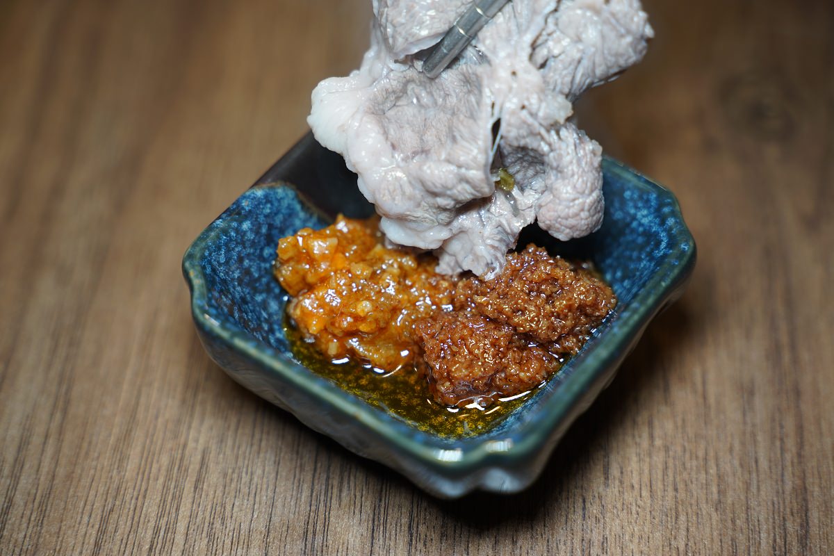 【沙鹿火鍋推薦】台中沙鹿養生鍋物蔬菜量爆棚 當月壽星幾歲送幾隻蝦 蕃薯根養生煮火鍋 - 第29張圖 【沙鹿火鍋推薦】台中沙鹿養生鍋物蔬菜量爆棚 當月壽星幾歲送幾隻蝦 蕃薯根養生煮火鍋
