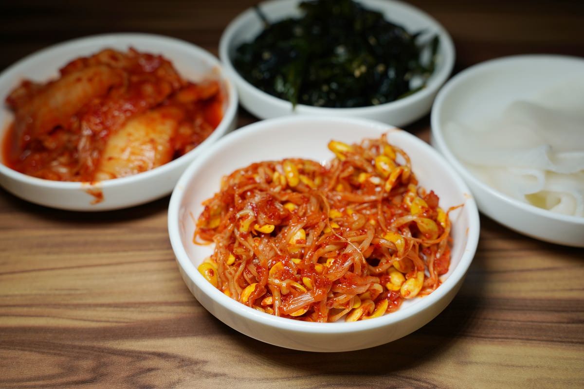【微風信義美食推薦】台北市政府韓式料理好選擇 45天小雞招牌一隻雞鍋物 朋月栻韓雞雞江原道宗음식韓吃一隻雞微風信義店