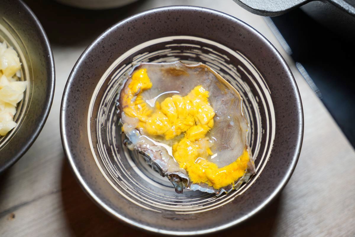 【極蜆鍋物】台北松山寵物友善餐廳 澳門花甲蟹鍋美味必點 不吃鍋也有真的很好吃咖哩牛/豬炒麵