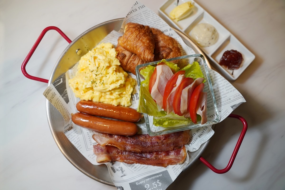 【福容大飯店台北一館美食推薦】大廳酒吧美食吃飽飽 超厚美式經典起士牛肉漢堡買一送一 馬祖淡菜嘉年華海鮮控必訪 - 第8張圖 【福容大飯店台北一館美食推薦】大廳酒吧美食吃飽飽 超厚美式經典起士牛肉漢堡買一送一 馬祖淡菜嘉年華海鮮控必訪
