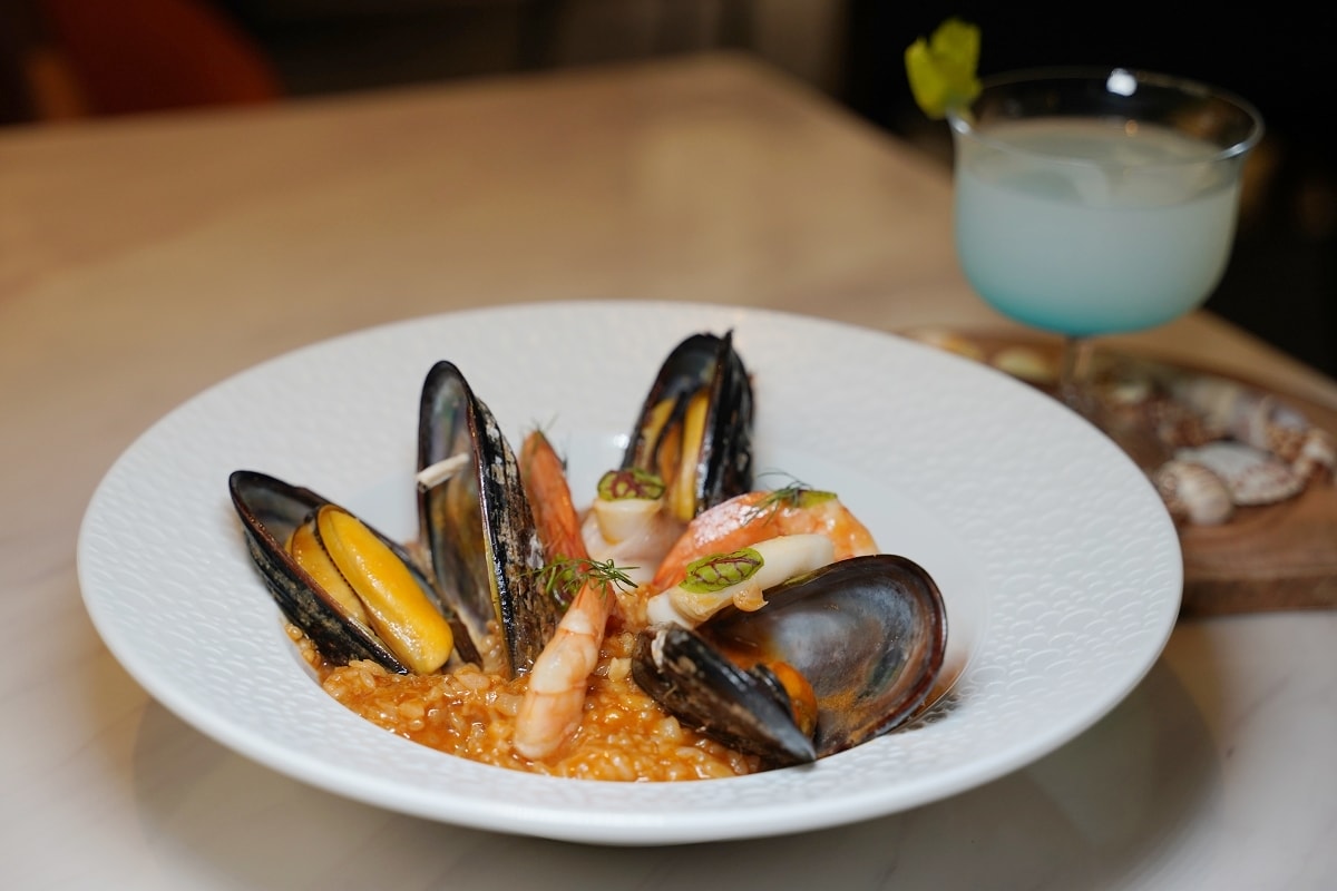 【福容大飯店台北一館美食推薦】大廳酒吧美食吃飽飽 超厚美式經典起士牛肉漢堡買一送一 馬祖淡菜嘉年華海鮮控必訪 - 第14張圖 【福容大飯店台北一館美食推薦】大廳酒吧美食吃飽飽 超厚美式經典起士牛肉漢堡買一送一 馬祖淡菜嘉年華海鮮控必訪