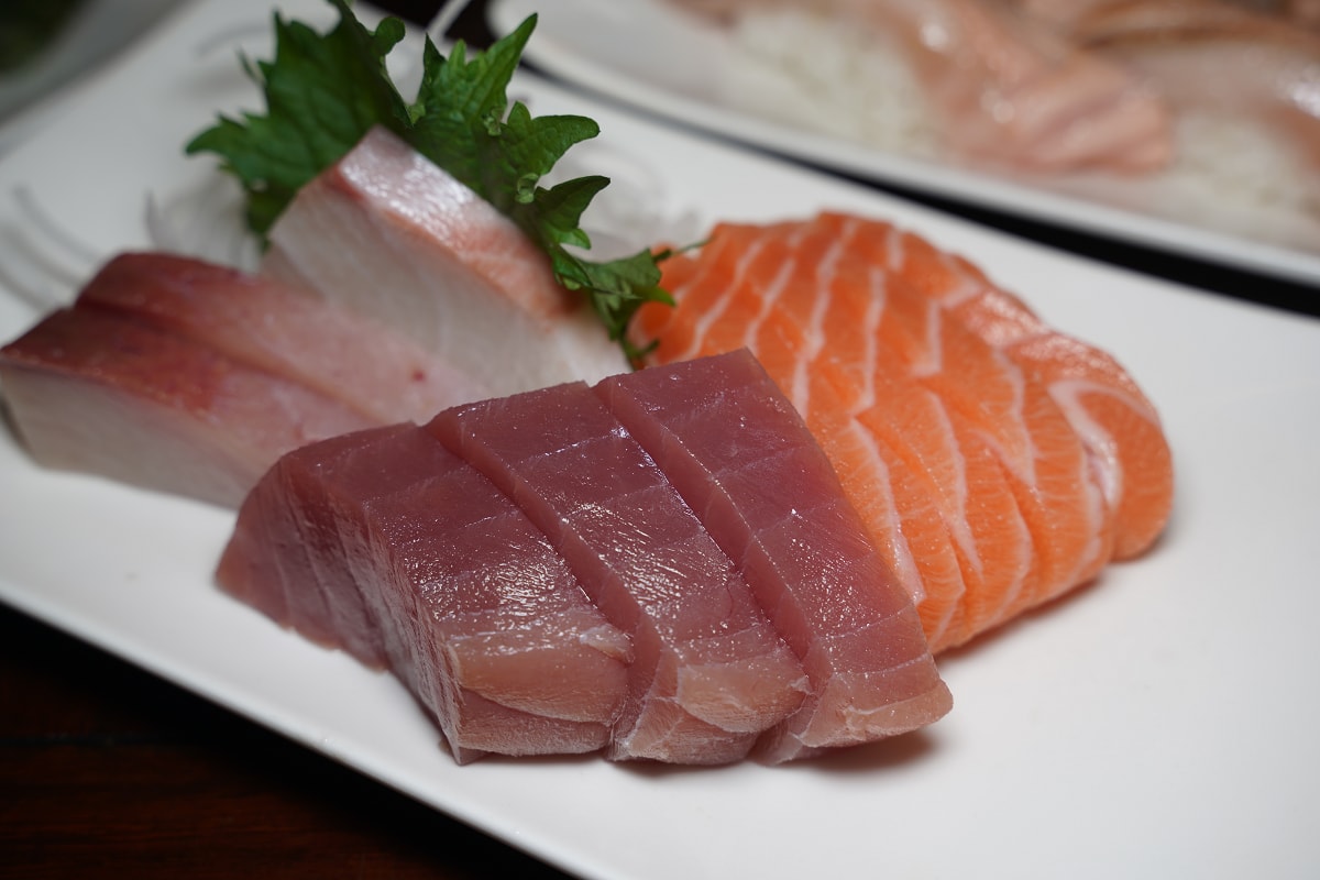 【丸隆生魚行】台北迪化街永樂市場超人氣排隊美食 500盤美食肯定 料好味美味噌湯免費喝到飽