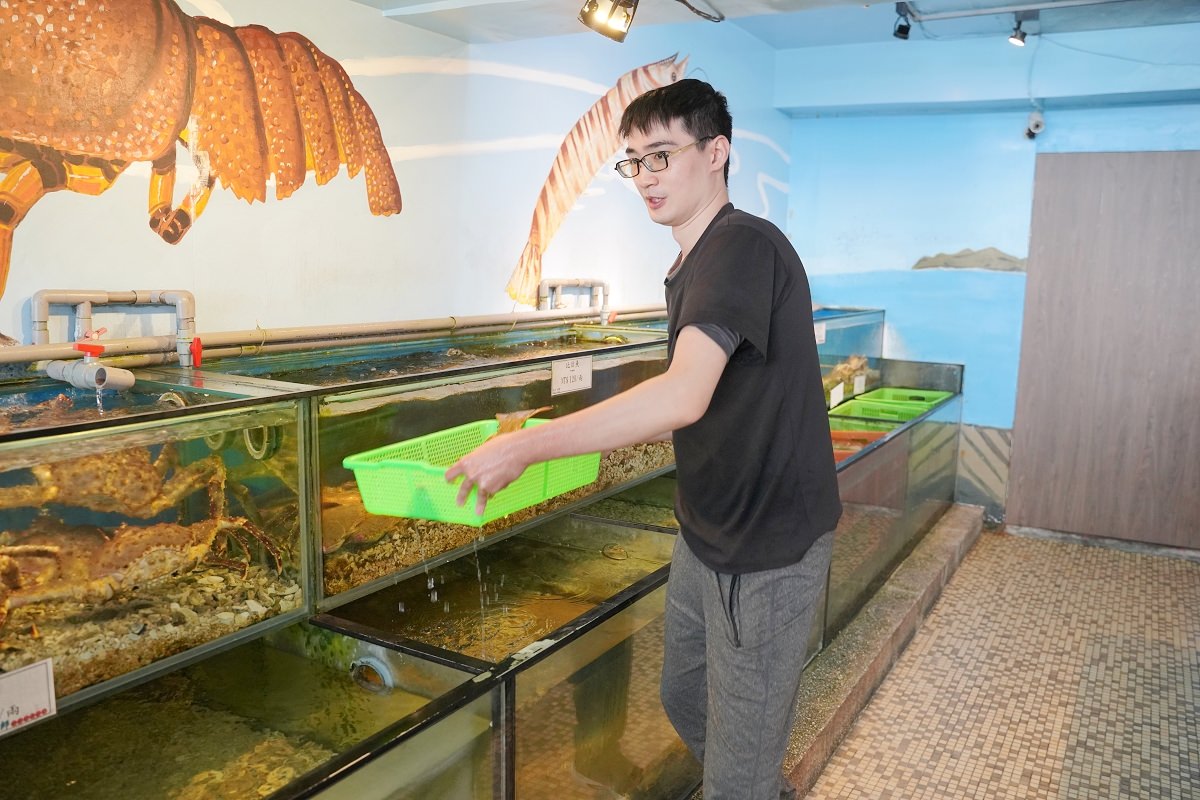 【台北比目魚料理推薦】濟州Q-fish吃磷蝦的比目魚 台北全包廂式餐廳 海九澎湖海鮮餐廳
