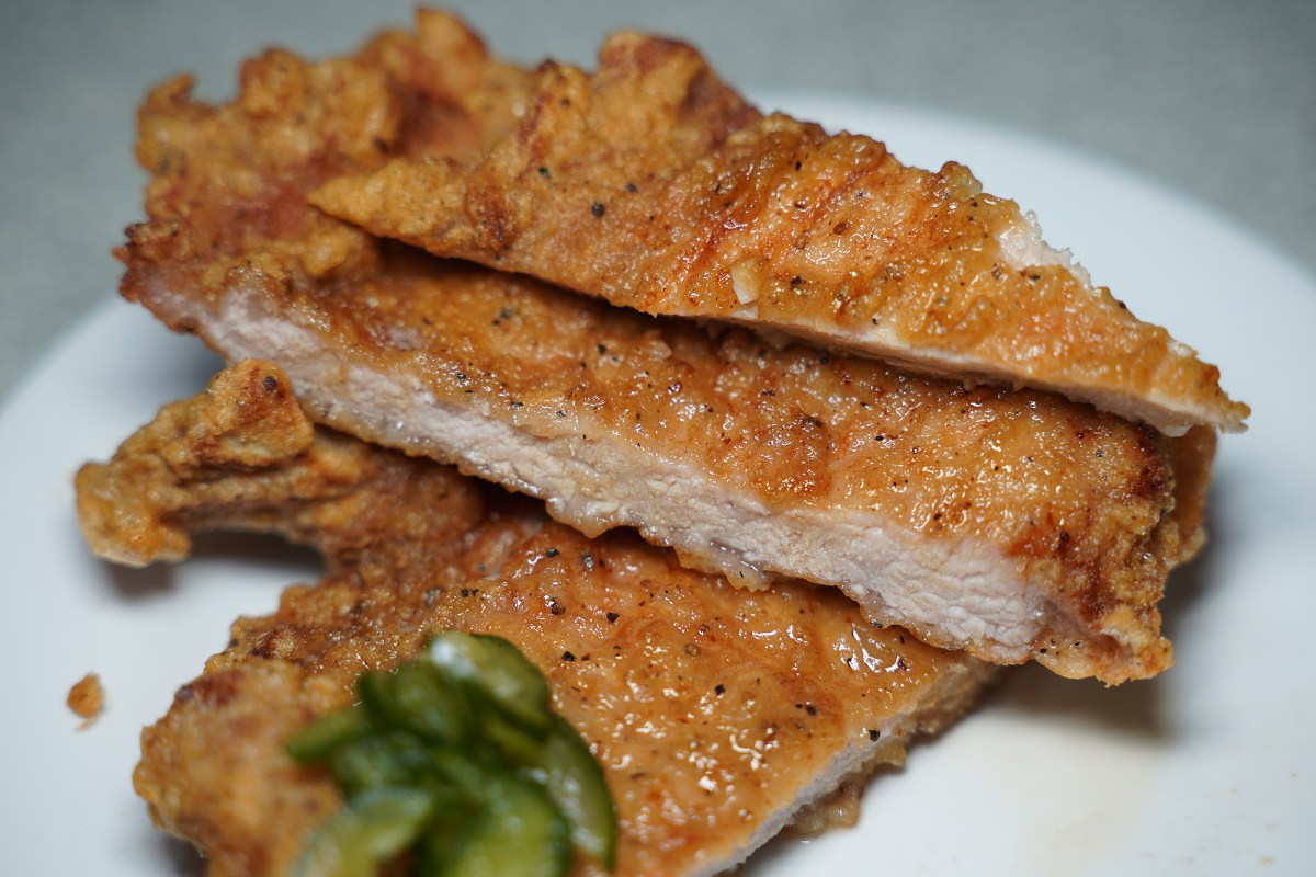 【萬年商業大樓美食推薦】創立於1973年 美味必點排骨飯/咖哩雞腿飯 金園排骨萬年店