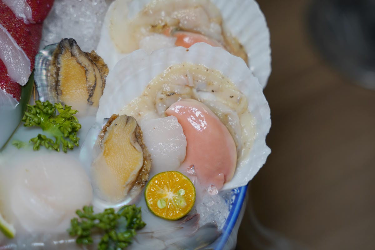 【灰鴿/鍋南屯店】台中南屯火鍋推薦 台中火鍋十大名店 自助吧無限量供應 壽星當日幾歲送幾隻蝦