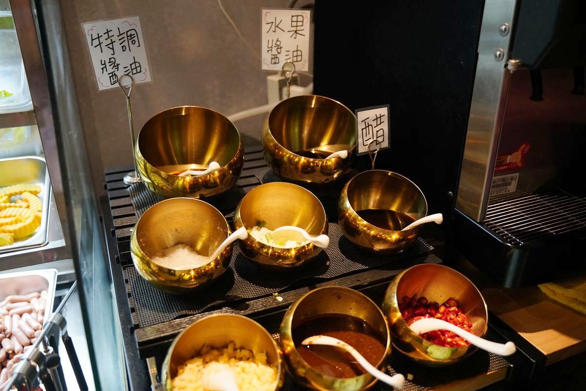 【楊梅小火鍋推薦】楊梅火車站吃到飽聚餐首選 豐富蔬菜火鍋料無限量供應 砸鍋火鍋專賣店 - 第9張圖 【楊梅小火鍋推薦】楊梅火車站吃到飽聚餐首選 豐富蔬菜火鍋料無限量供應 砸鍋火鍋專賣店