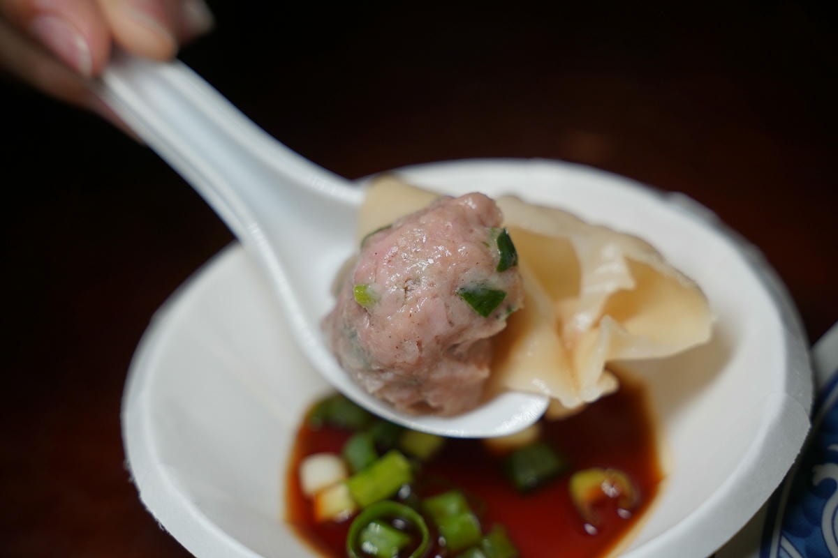 【北大荒水餃店】台北南港超人氣水餃店 巨無霸水餃乾拌熱麵大胃王最愛 創始於1990年燻醬滷 - 第12張圖 【北大荒水餃店】台北南港超人氣水餃店 巨無霸水餃乾拌熱麵大胃王最愛 創始於1990年燻醬滷