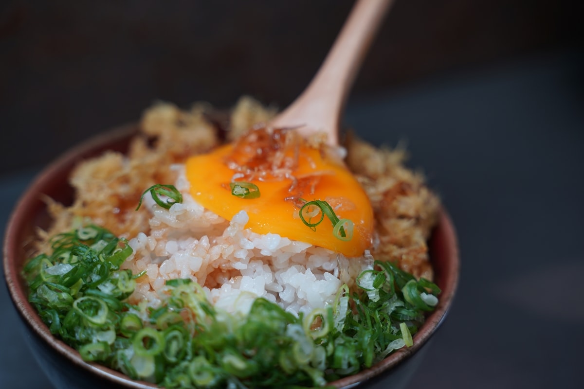 【內湖美食推薦】熟成CAS認證溫體雞 中西日式料理手法精緻豐富菜色 天菜溫泉雞