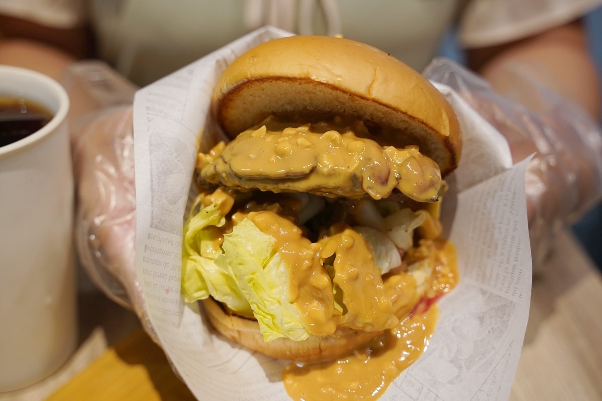 【桃園藝文特區早午餐推薦】同德五街美食好選擇 美味必點花生培根牛肉漢堡 朗朗 BURGERS