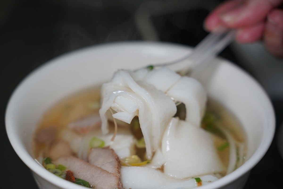 【大溪麵店推薦】大溪老街傳承三代60年老店 銅板美食擔仔麵/陽春麵/油豆腐必點 達摩麵店