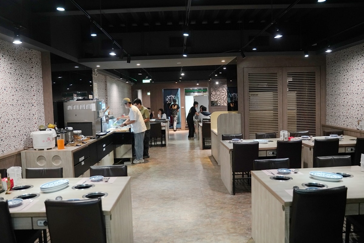 【新竹埔頂美食推薦】新竹好市多周邊超人氣火鍋店 豐富自助吧無限量供應吃到飽 愛華火鍋