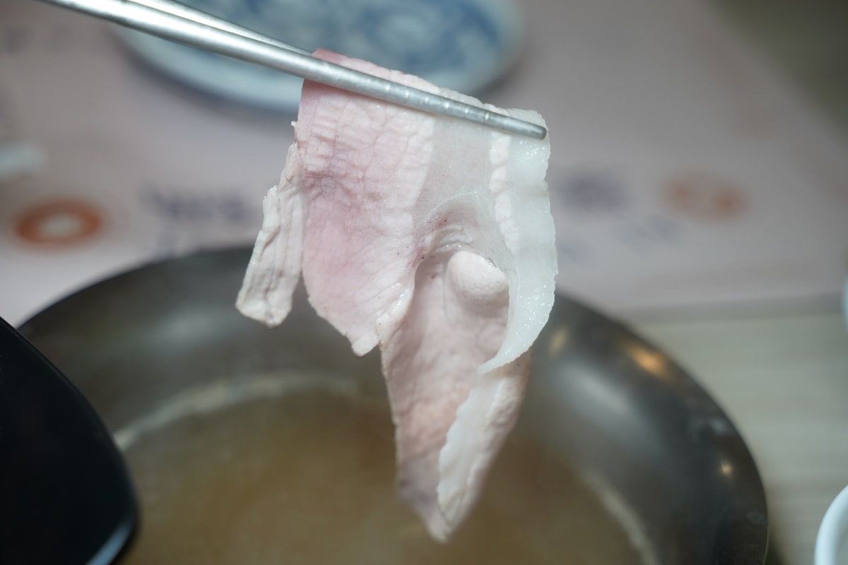 【新竹埔頂美食推薦】新竹好市多周邊超人氣火鍋店 豐富自助吧無限量供應吃到飽 愛華火鍋