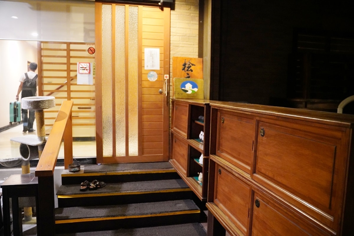 【花蓮吉安鄉民宿推薦】檜木主題裝潢 木材工廠二代轉型經營 檜木居民宿