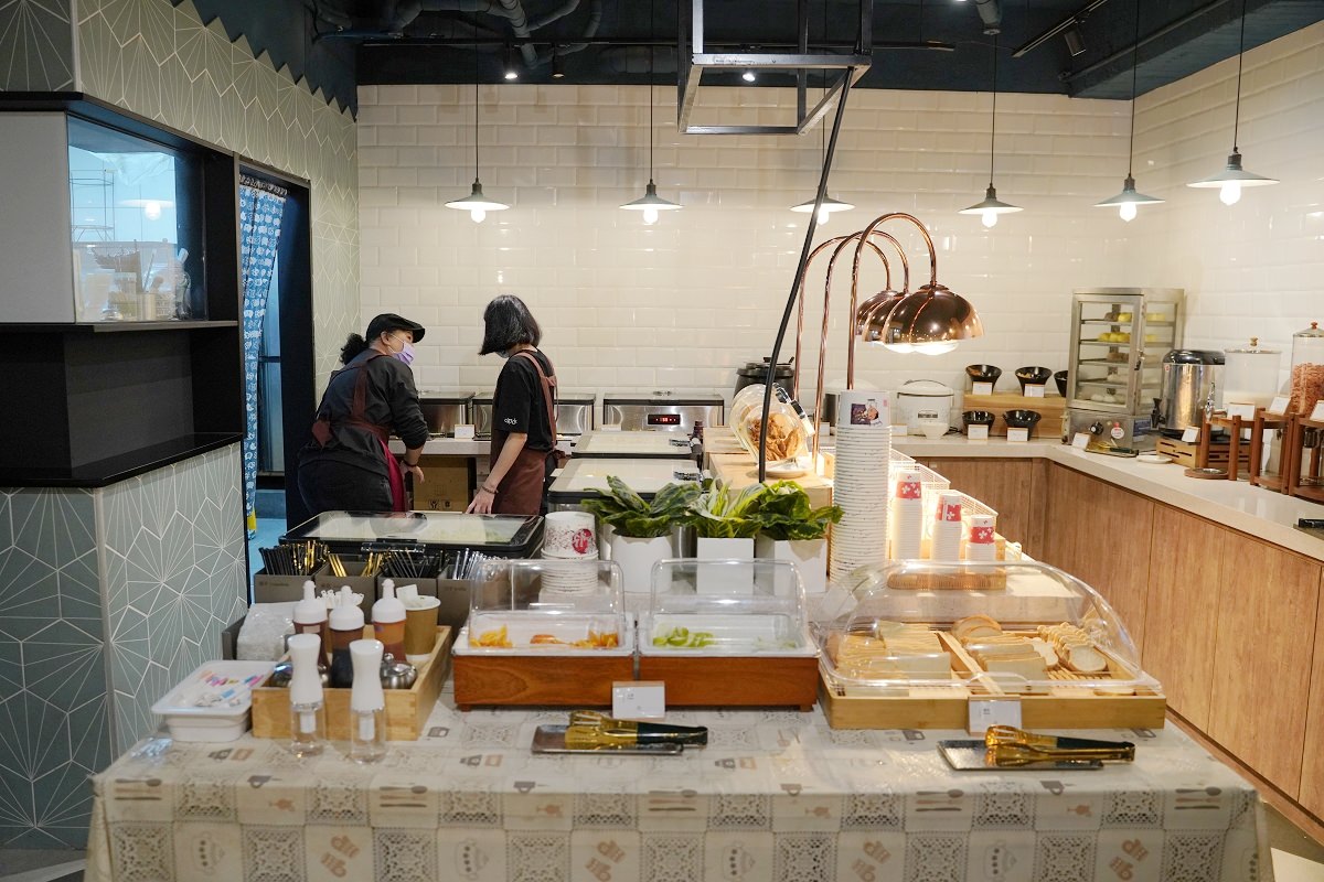 【台中火車站住宿飯店推薦】一泊三食住宿按摩 千歲月足體養生工坊 台中東旅 Hotel East Taichung