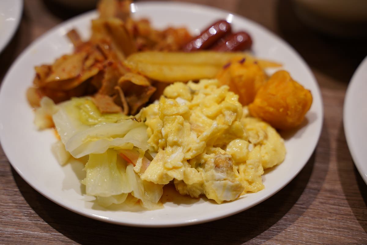 【台中火車站住宿飯店推薦】一泊三食住宿按摩 千歲月足體養生工坊 台中東旅 Hotel East Taichung
