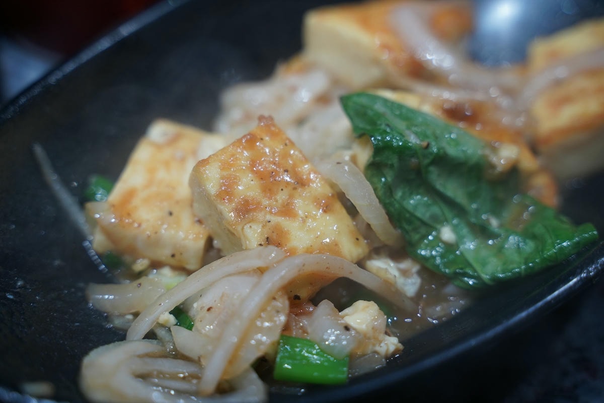 【金丰饌平價鐵板燒環中東店】中壢鐵板燒推薦 免費續菜超佛心 白飯/飲料/霜淇淋自助吧吃到飽
