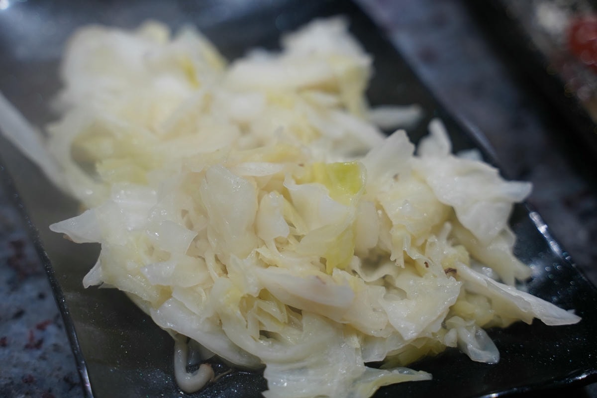【金丰饌平價鐵板燒環中東店】中壢鐵板燒推薦 免費續菜超佛心 白飯/飲料/霜淇淋自助吧吃到飽